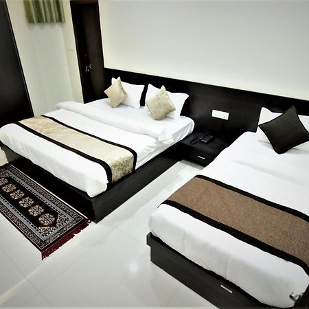 Hotel Ravi Residency Bharatpur Eksteriør bilde