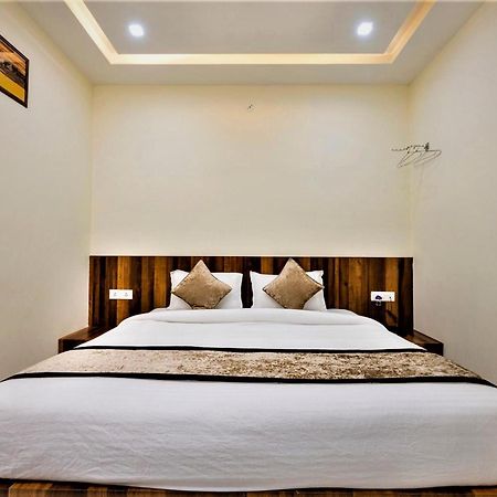 Hotel Ravi Residency Bharatpur Eksteriør bilde